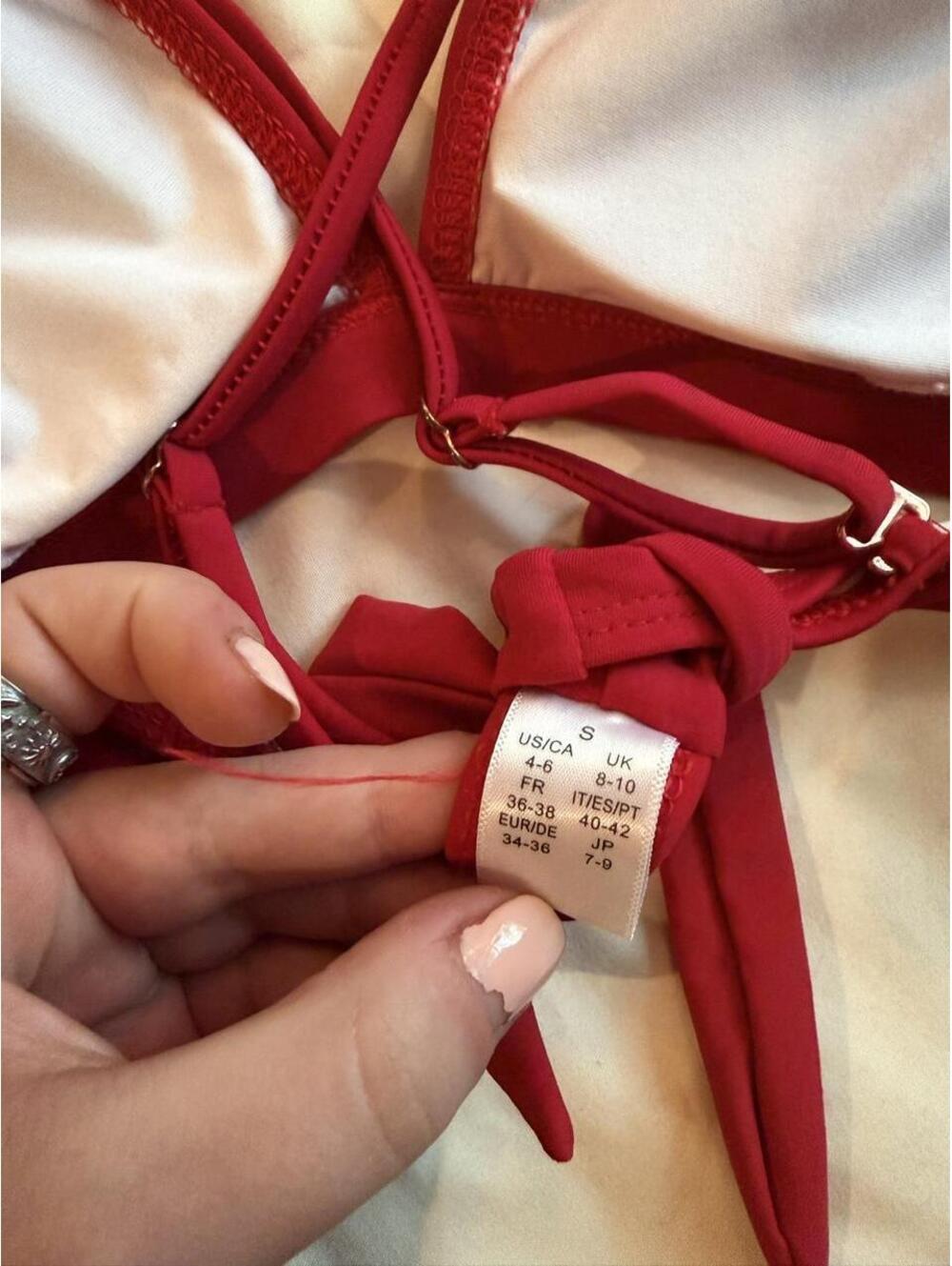 ❤️ Red Ruched Tie-Back Bikini Top — Small - Picture 4 of 5